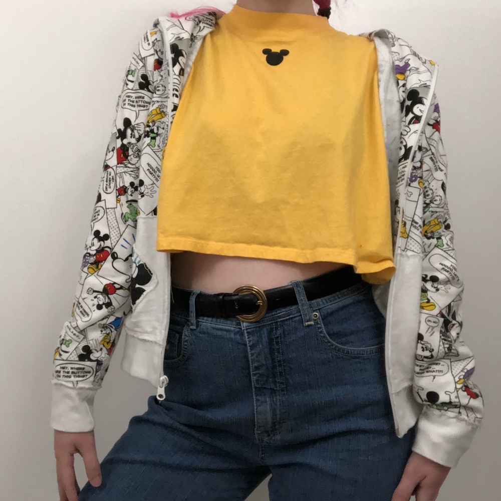 MOVING SALE!! 🌟 DISNEY COMIC HOODIE